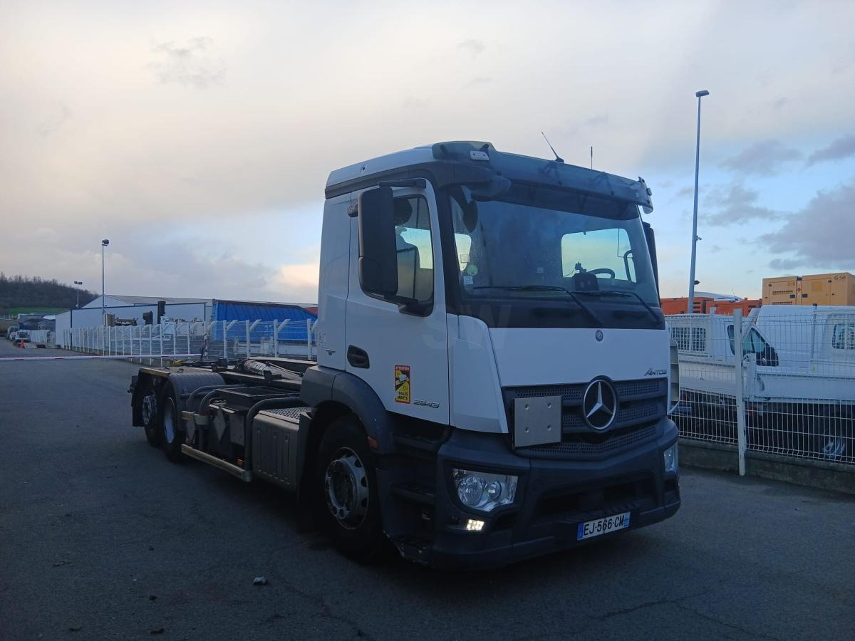 Mercedes Antos 2543 - Krokbil: bilde 3 Mercedes Antos 2543 - Krokbil: bilde 3
