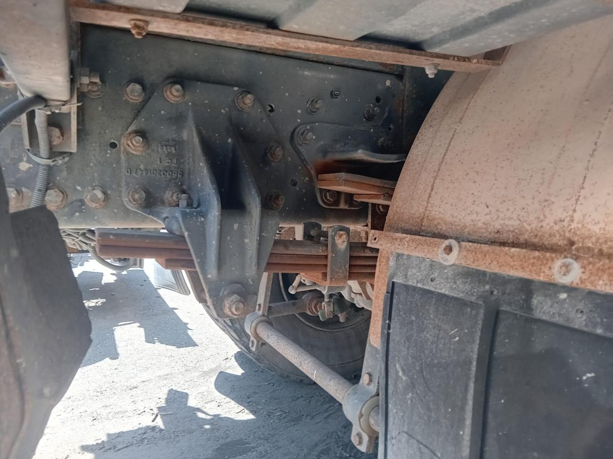 Renault Kerax 260 - Tippbil: bilde 4 Renault Kerax 260 - Tippbil: bilde 4