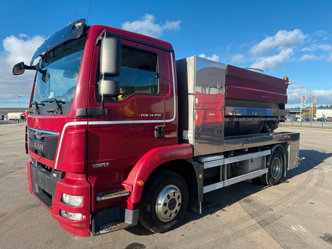 MAN TGM 14.250 VM-Tarm Stainless Steel 4000 l. Kombi - Vakuum lastebil: bilde 1 MAN TGM 14.250 VM-Tarm Stainless Steel 4000 l. Kombi - Vakuum lastebil: bilde 1