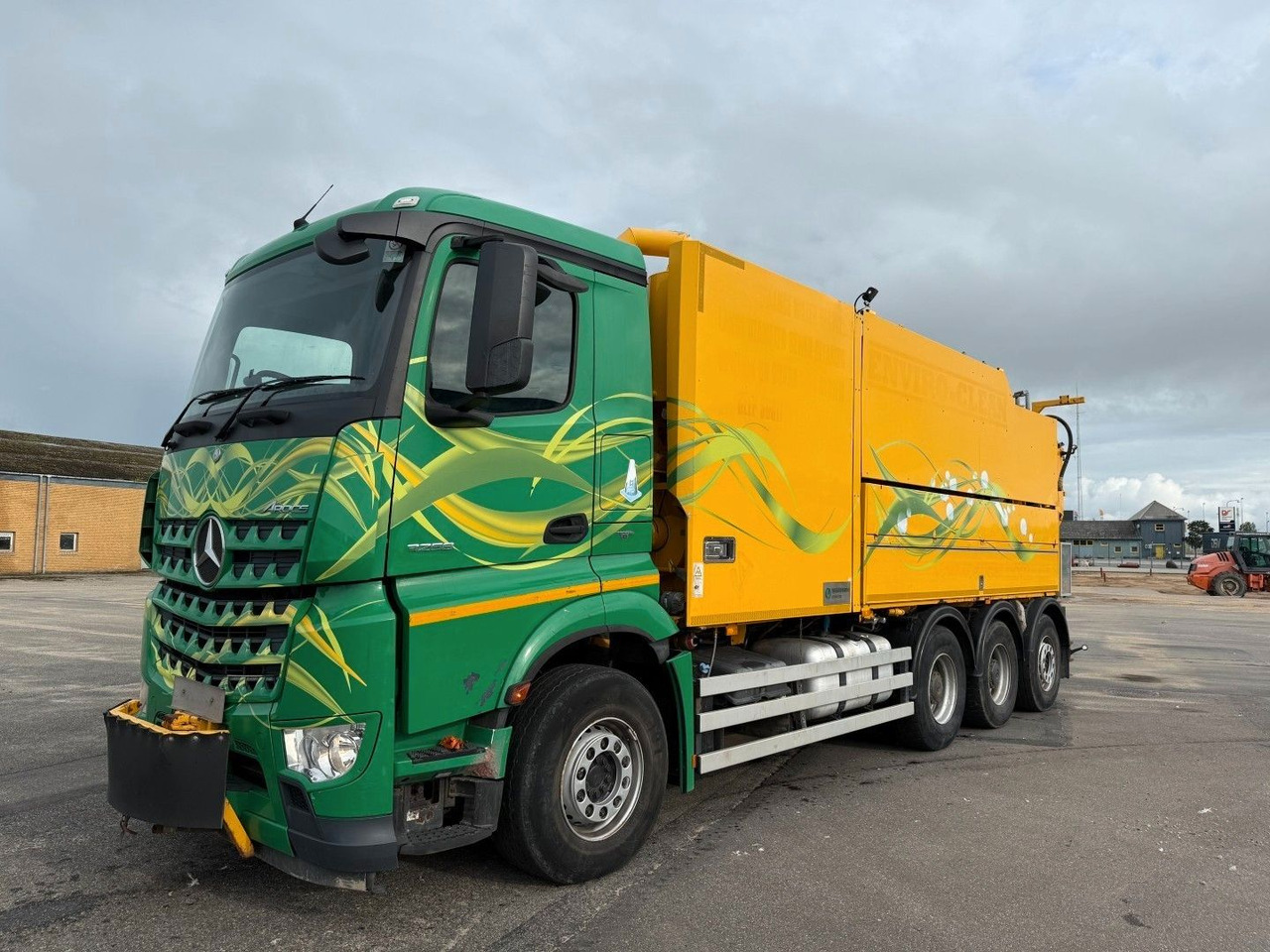 Mercedes-Benz 3258 RHD 8x4-4 Wiedemann Super 1000 Recycler - Vakuum lastebil: bilde 2 Mercedes-Benz 3258 RHD 8x4-4 Wiedemann Super 1000 Recycler - Vakuum lastebil: bilde 2