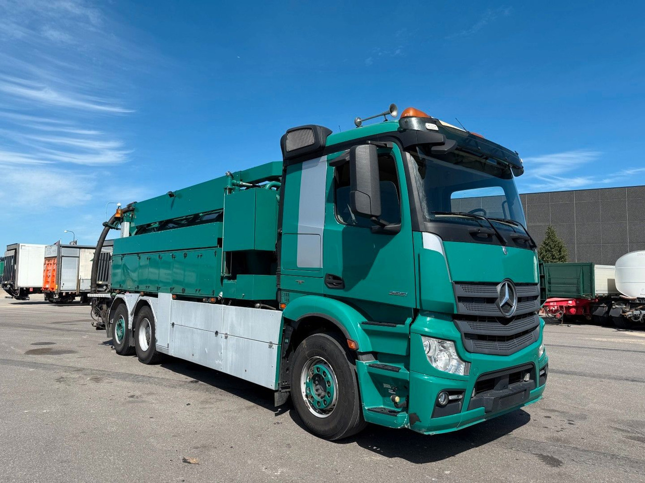 Mercedes-Benz Actros 2551 6x2*4 Hvidtved Larsen Flexline 311 - Vakuum lastebil: bilde 2 Mercedes-Benz Actros 2551 6x2*4 Hvidtved Larsen Flexline 311 - Vakuum lastebil: bilde 2