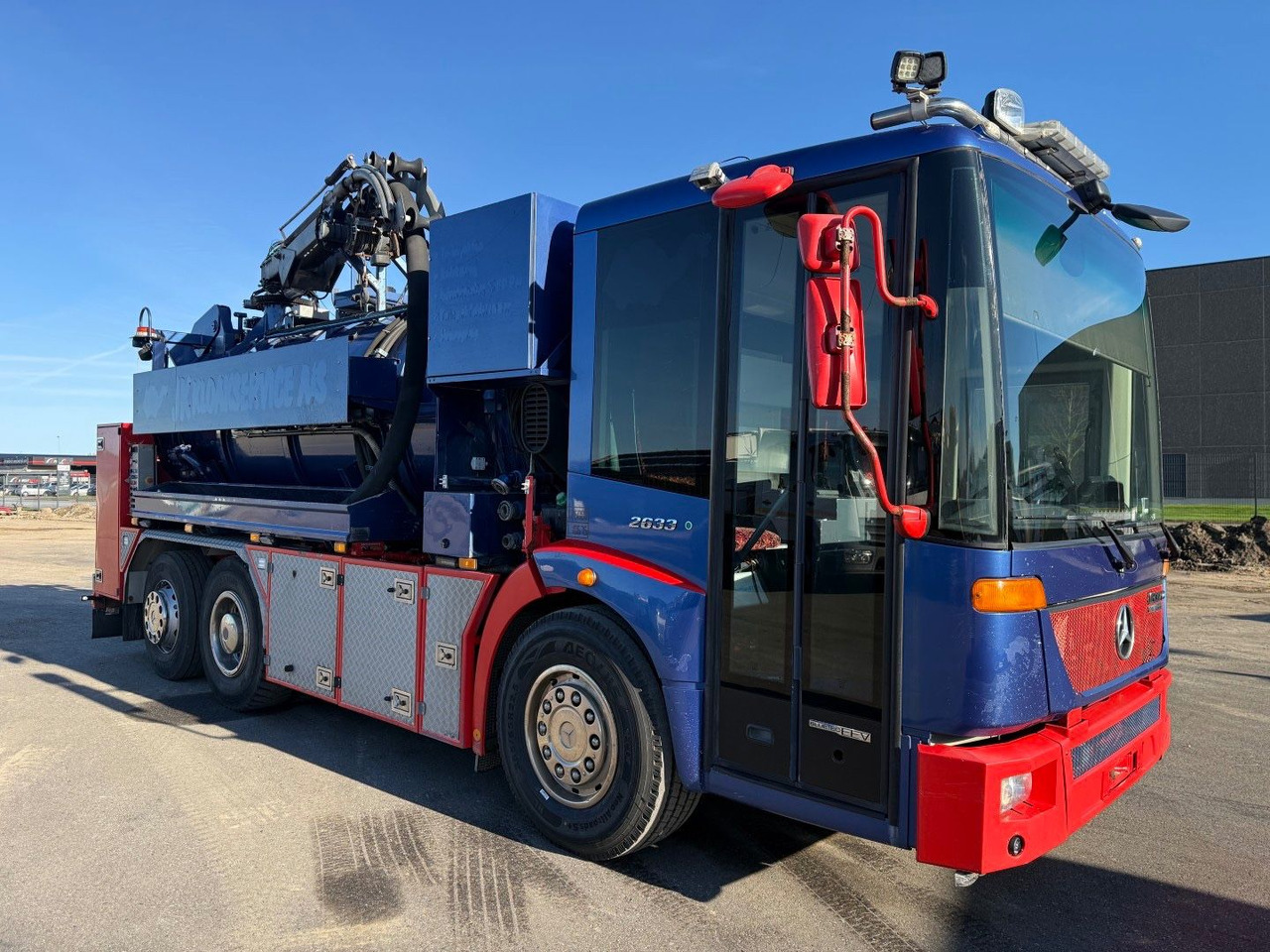 Mercedes-Benz Econic 2633 6x2*4 Hvidtved Larsen SLP309 Euro 5 - Vakuum lastebil: bilde 2 Mercedes-Benz Econic 2633 6x2*4 Hvidtved Larsen SLP309 Euro 5 - Vakuum lastebil: bilde 2