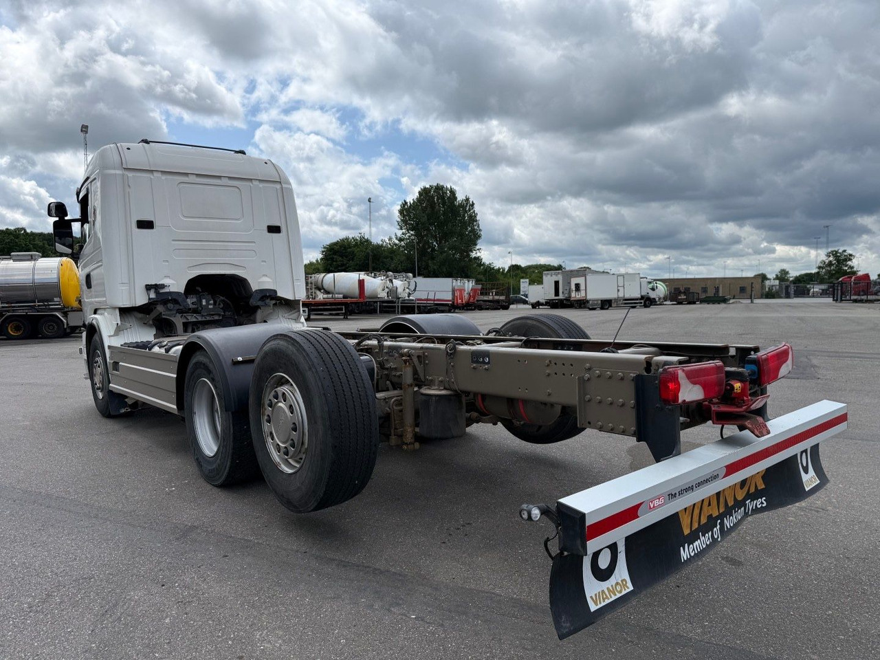 Scania G480 6x2*4 ADR Chassis / Fahrgestell / Retarder - Chassis lastebil: bilde 4 Scania G480 6x2*4 ADR Chassis / Fahrgestell / Retarder - Chassis lastebil: bilde 4