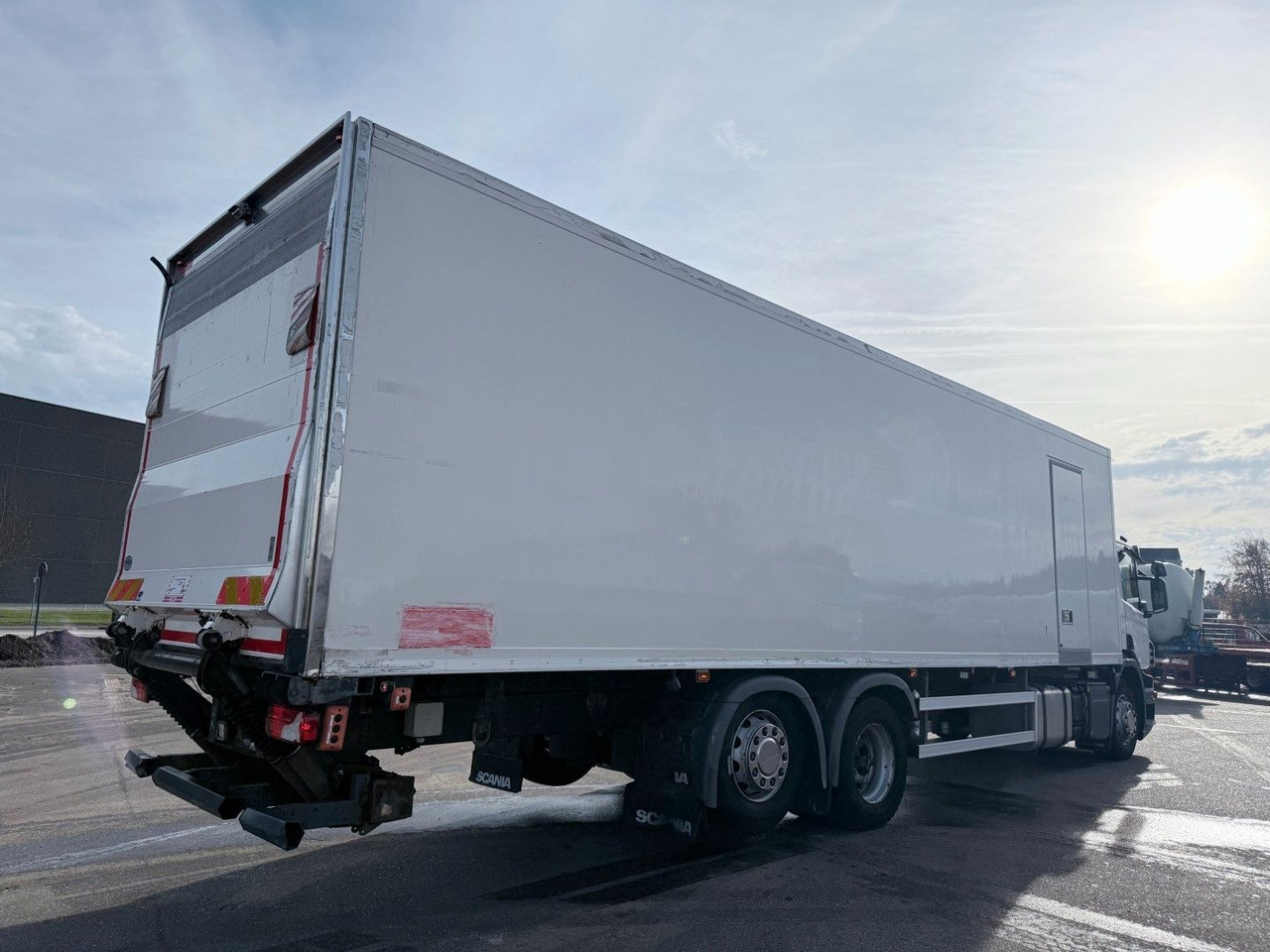 Scania P320 6x2*4 Carrier Supra 1250 Mt 9.80 m Kühl - Lastebil med kjøl: bilde 3 Scania P320 6x2*4 Carrier Supra 1250 Mt 9.80 m Kühl - Lastebil med kjøl: bilde 3