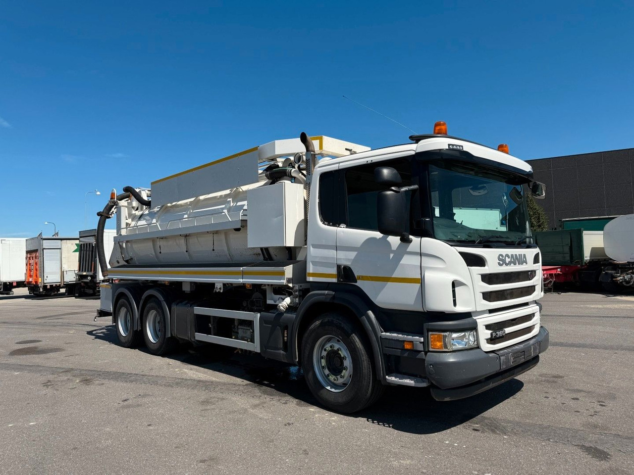 Scania P360 6x4 RHD Hvidtved Larsen FlexLine 312 - Vakuum lastebil: bilde 2 Scania P360 6x4 RHD Hvidtved Larsen FlexLine 312 - Vakuum lastebil: bilde 2