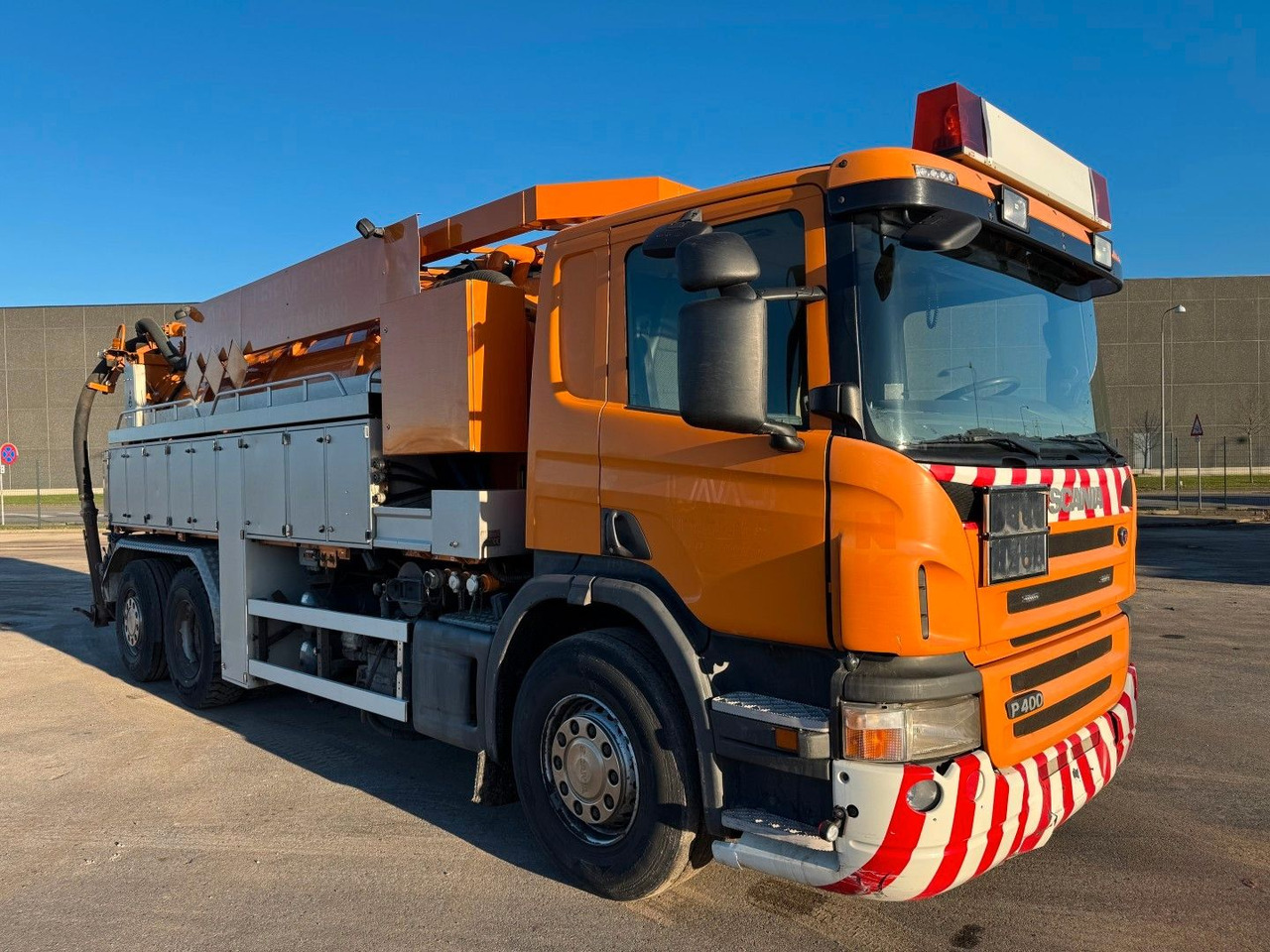 Scania P400 6x2*4 Hvidtved Larsen Flexline 310 - Vakuum lastebil: bilde 2 Scania P400 6x2*4 Hvidtved Larsen Flexline 310 - Vakuum lastebil: bilde 2