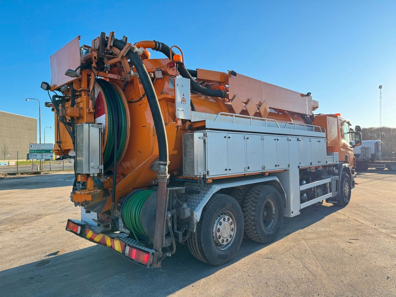 Scania P400 6x2*4 Hvidtved Larsen Flexline 310 - Vakuum lastebil: bilde 3 Scania P400 6x2*4 Hvidtved Larsen Flexline 310 - Vakuum lastebil: bilde 3