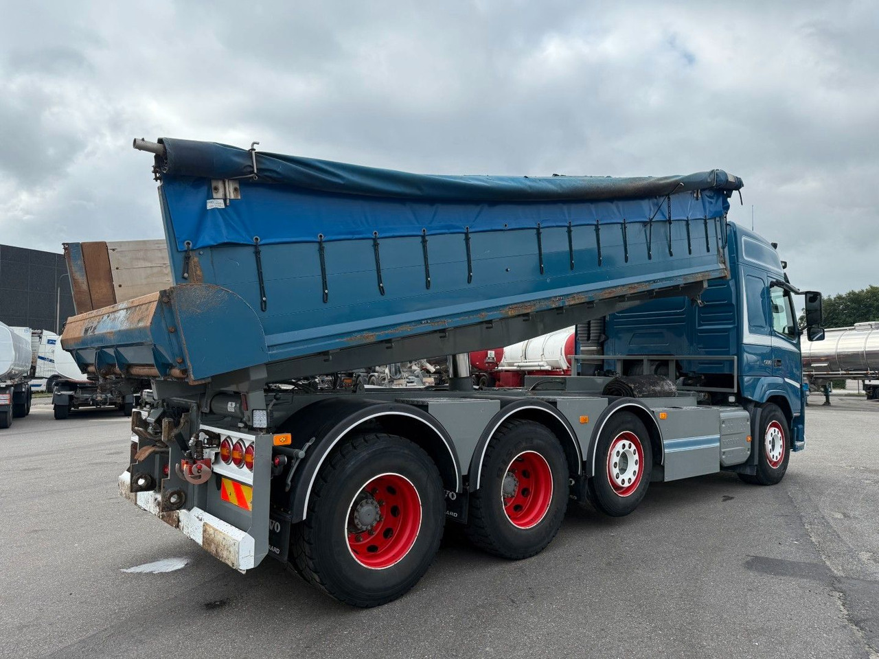 Volvo FM 500 8x4 Pushertridem 3 Way Tipper / Kipper - Tippbil: bilde 3 Volvo FM 500 8x4 Pushertridem 3 Way Tipper / Kipper - Tippbil: bilde 3