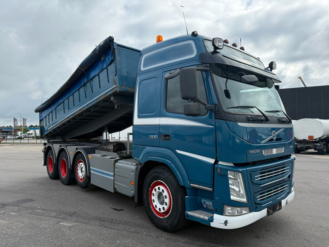 Volvo FM 500 8x4 Pushertridem 3 Way Tipper / Kipper - Tippbil: bilde 2 Volvo FM 500 8x4 Pushertridem 3 Way Tipper / Kipper - Tippbil: bilde 2