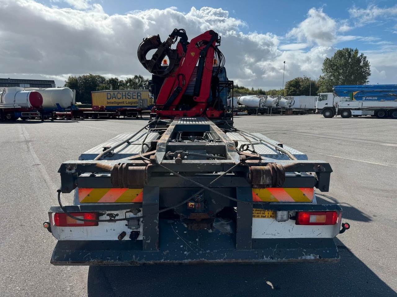 Volvo FM340 6x2*4 Kipper / Palfinger Epsilon 150Z96 - Kranbil: bilde 5 Volvo FM340 6x2*4 Kipper / Palfinger Epsilon 150Z96 - Kranbil: bilde 5