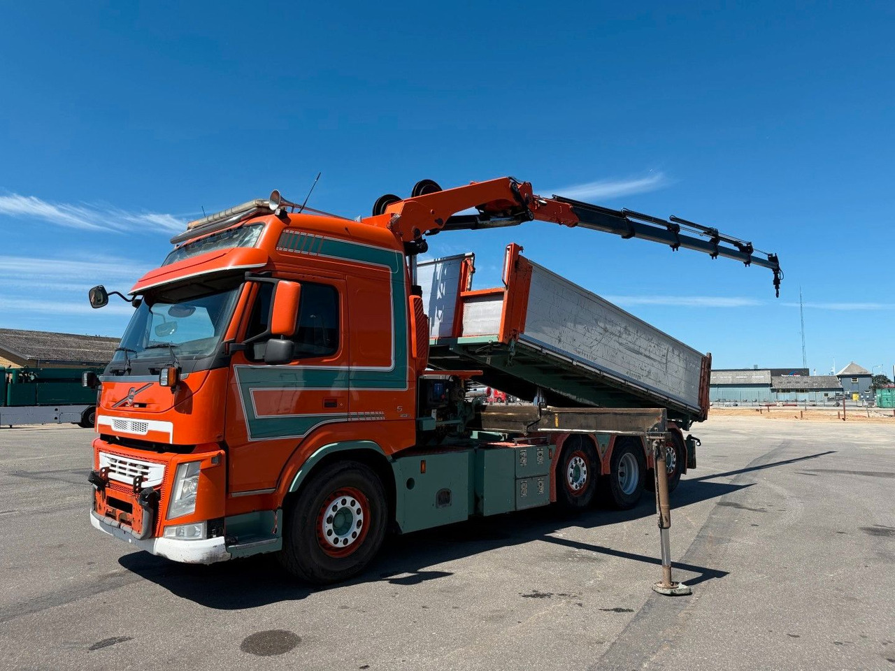 Volvo FM500 8x2*6 Crane HMF 2620 K5 Pendel Tipper - Kranbil: bilde 1 Volvo FM500 8x2*6 Crane HMF 2620 K5 Pendel Tipper - Kranbil: bilde 1