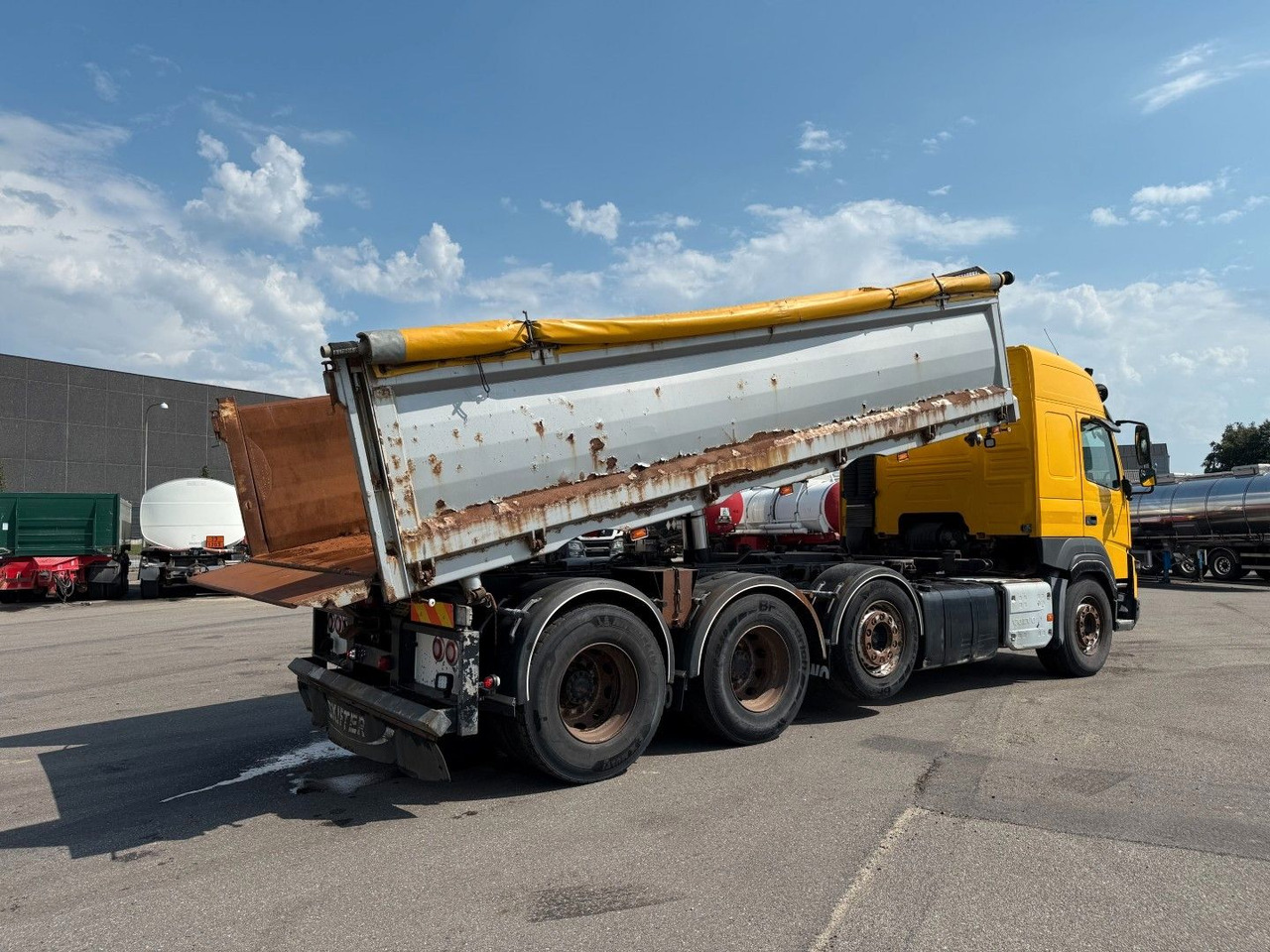 Volvo FMX500 8x4/4 Steel tipper Volvo FMX500 8x4/4 Steel tipper - Tippbil: bilde 3 Volvo FMX500 8x4/4 Steel tipper Volvo FMX500 8x4/4 Steel tipper - Tippbil: bilde 3
