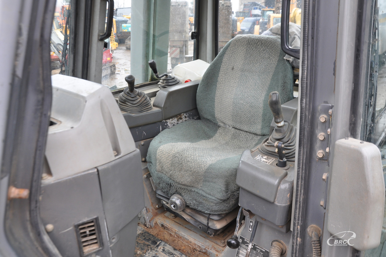 Bulldozer Komatsu D 155 AX: bilde 12 Bulldozer Komatsu D 155 AX: bilde 12