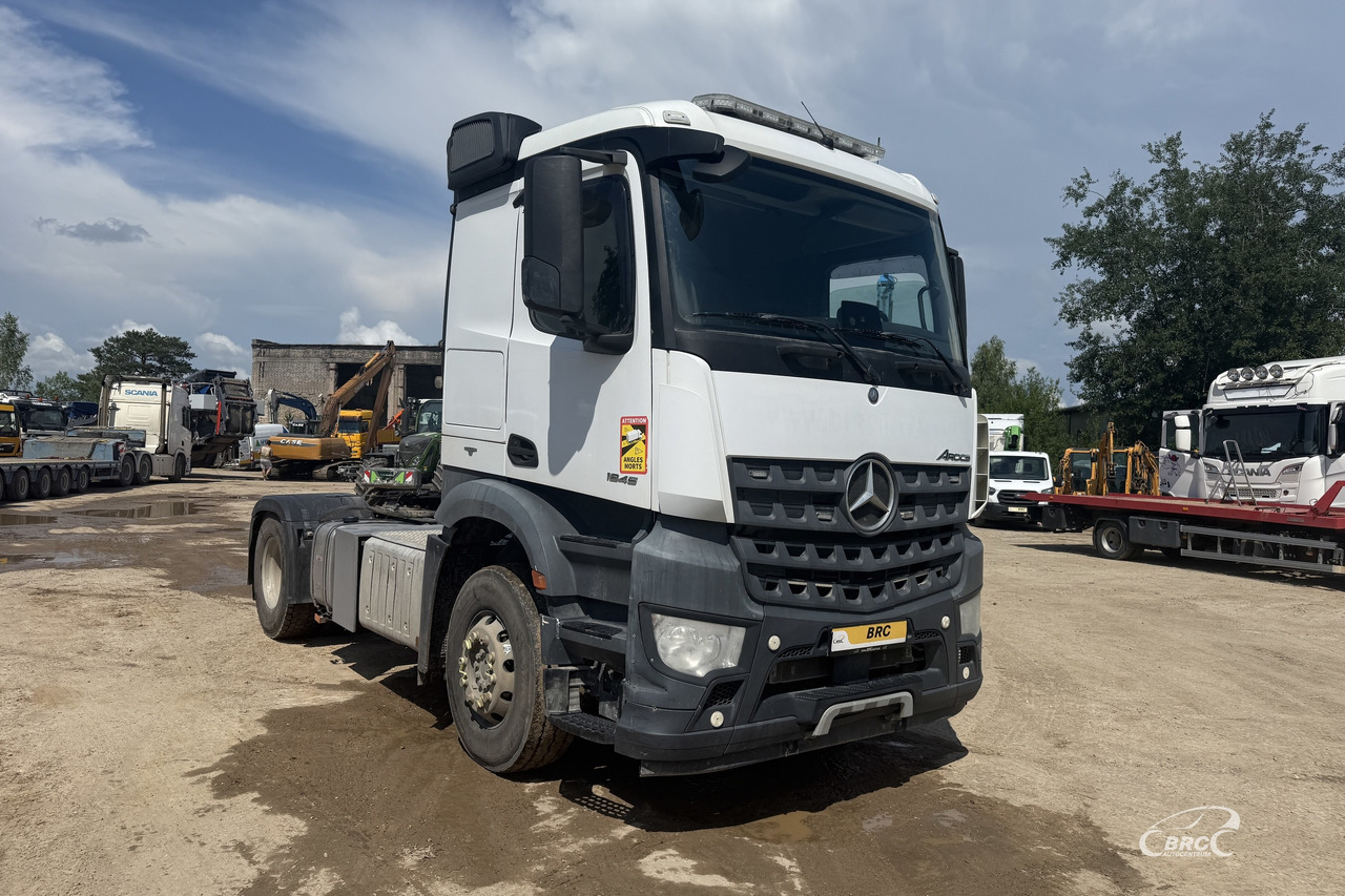 Mercedes-Benz Arocs - Trekkvogn: bilde 2 Mercedes-Benz Arocs - Trekkvogn: bilde 2
