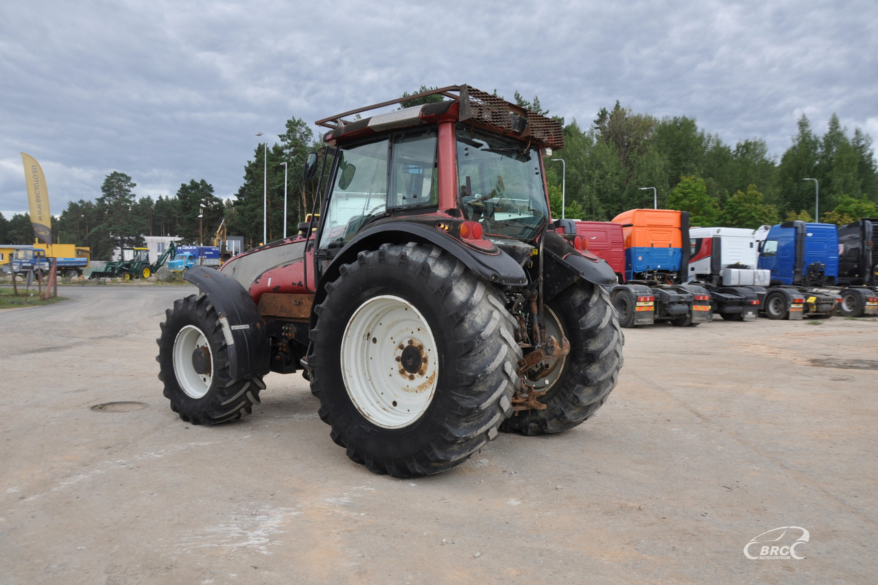 Valtra T190 - Traktor: bilde 5 Valtra T190 - Traktor: bilde 5