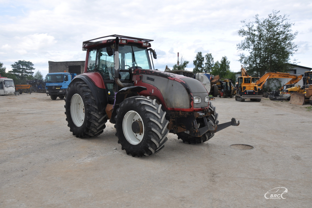 Valtra T190 - Traktor: bilde 2 Valtra T190 - Traktor: bilde 2