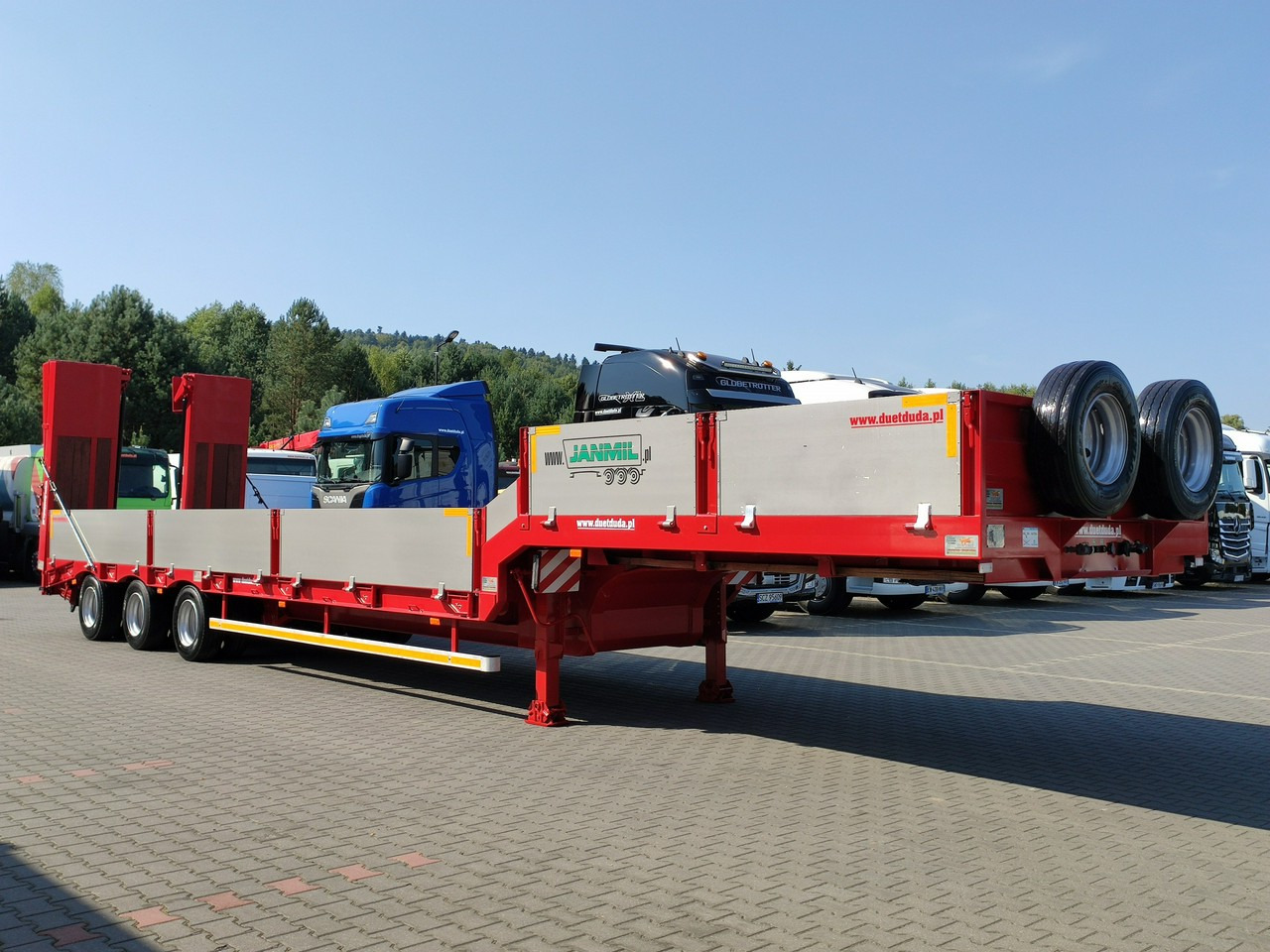 Bodex JANMIL Burtówka Laweta Niskopodłogowa Podczołgówka 3-Osie - Lavloader semitrailer: bilde 5 Bodex JANMIL Burtówka Laweta Niskopodłogowa Podczołgówka 3-Osie - Lavloader semitrailer: bilde 5