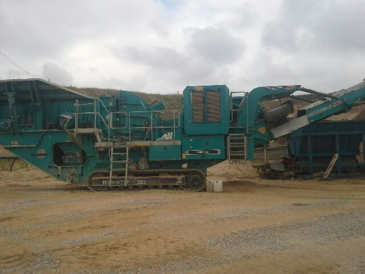 Extec PowerScreen Trakpactor 320 CR 027 Wydajność nawet do 320t/h - Slagknuser: bilde 1 Extec PowerScreen Trakpactor 320 CR 027 Wydajność nawet do 320t/h - Slagknuser: bilde 1