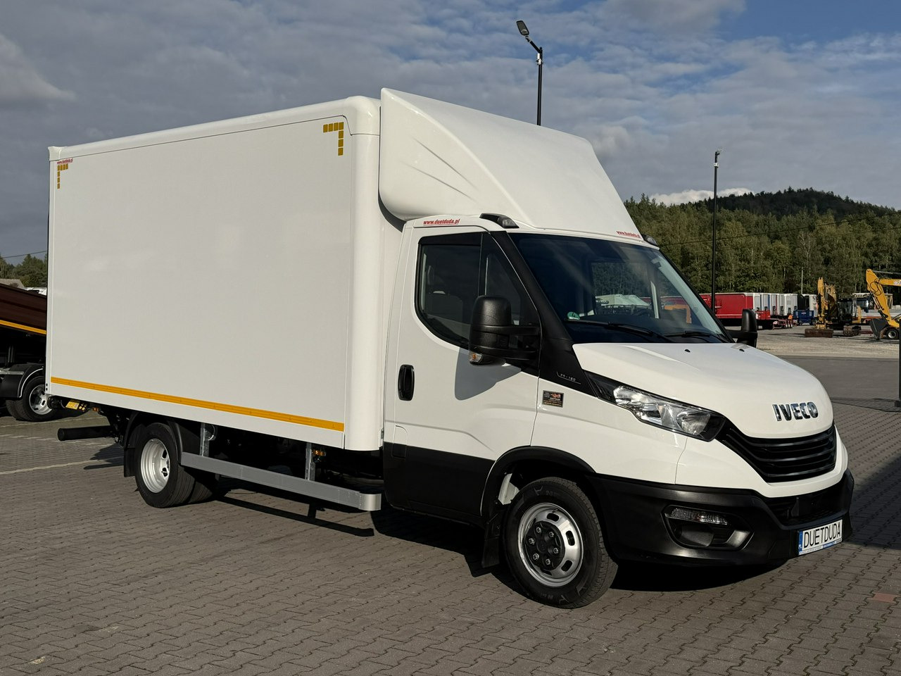 Iveco Daily 35C16 V - Varebil med skap: bilde 2 Iveco Daily 35C16 V - Varebil med skap: bilde 2