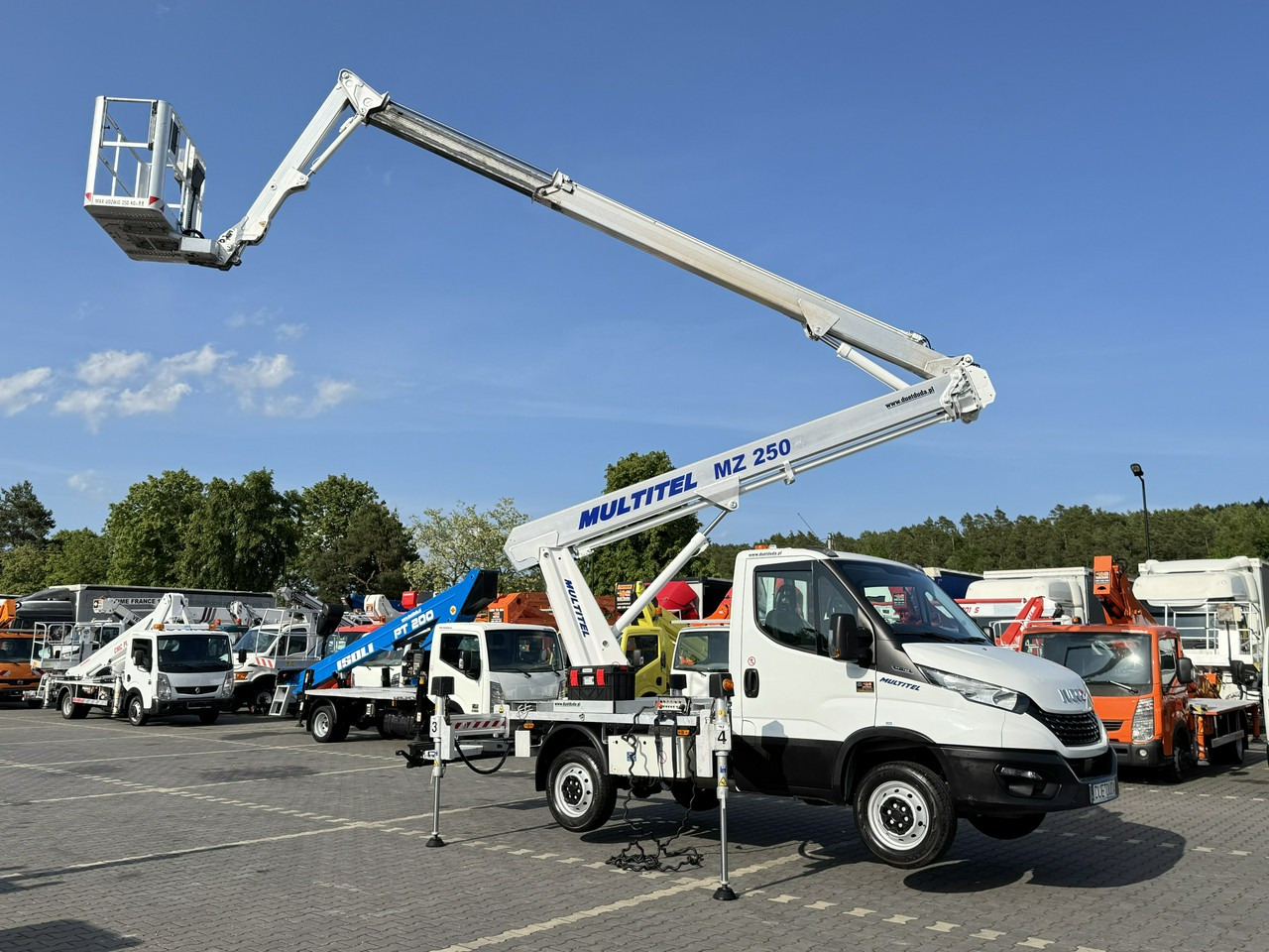 Iveco Daily 35S14 - Billift: bilde 1 Iveco Daily 35S14 - Billift: bilde 1