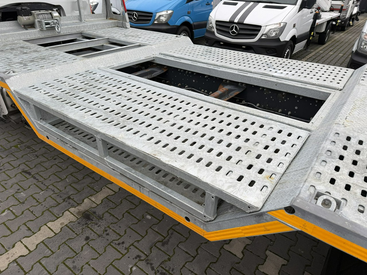 Iveco EUROCARGO 120E25 E6 Laweta Zagłebiana Platforma Pomoc Drogowa - Bergingsbil: bilde 4 Iveco EUROCARGO 120E25 E6 Laweta Zagłebiana Platforma Pomoc Drogowa - Bergingsbil: bilde 4