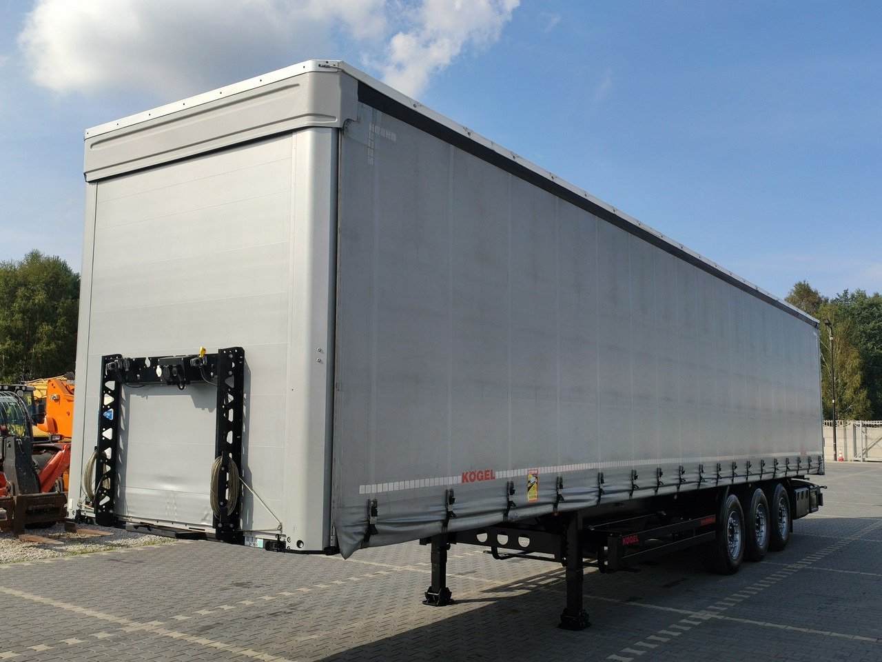 Kogel Coil mulda 3 Osie SAF Dach i Boki Zsuwane - Gardintrailer: bilde 4 Kogel Coil mulda 3 Osie SAF Dach i Boki Zsuwane - Gardintrailer: bilde 4