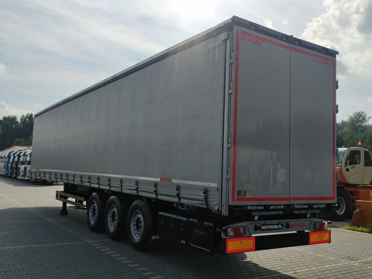 Gardintrailer Kogel Coil mulda 3 Osie SAF Dach i Boki Zsuwane: bilde 10 Gardintrailer Kogel Coil mulda 3 Osie SAF Dach i Boki Zsuwane: bilde 10