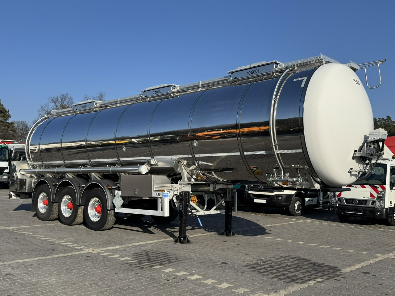 Lag Spożywcza Magyar Izolowana Webasto Pompa Elektryczna do Zrzutu - Tanksemi: bilde 1 Lag Spożywcza Magyar Izolowana Webasto Pompa Elektryczna do Zrzutu - Tanksemi: bilde 1