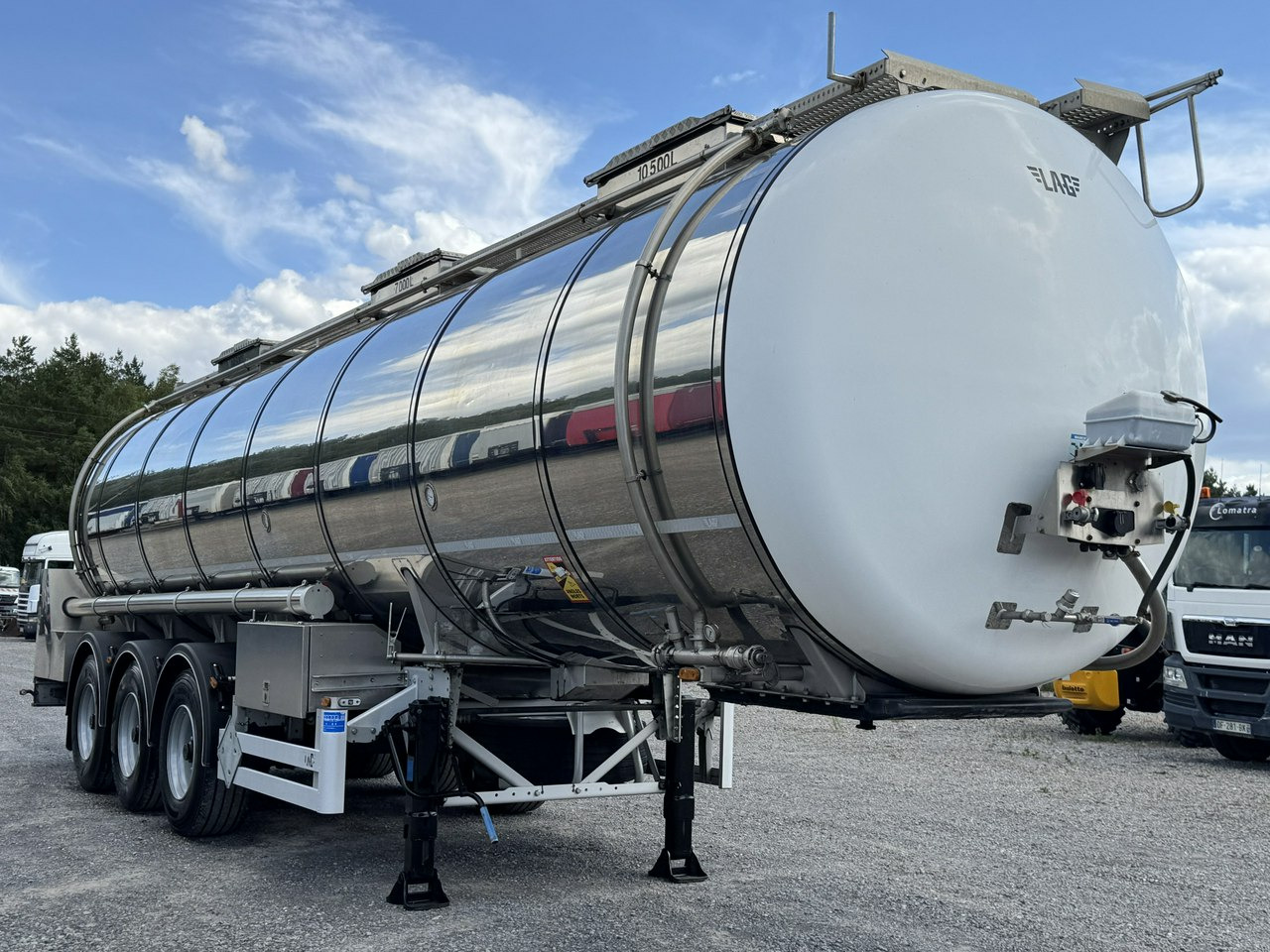 Lag Spożywcza Magyar Izolowana Webasto Pompa Elektryczna do Zrzutu - Tanksemi: bilde 3 Lag Spożywcza Magyar Izolowana Webasto Pompa Elektryczna do Zrzutu - Tanksemi: bilde 3