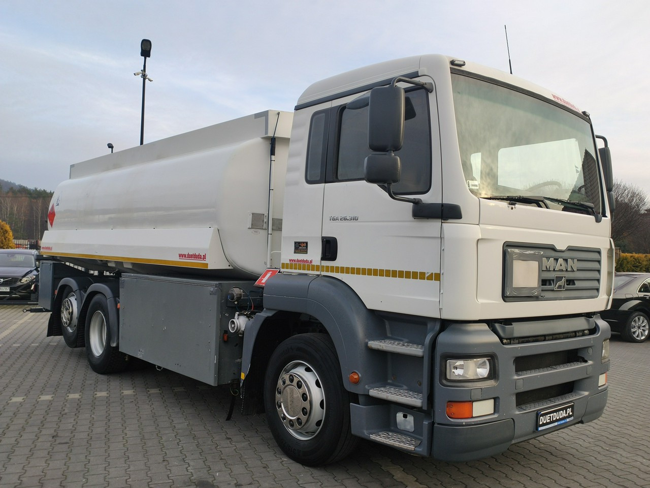 MAN TGA 26.310 Autocysterna z Dystrybucją - Tankbil: bilde 5 MAN TGA 26.310 Autocysterna z Dystrybucją - Tankbil: bilde 5