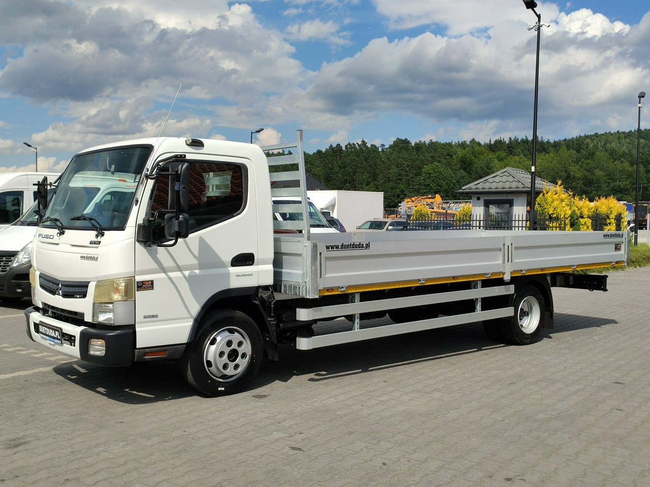 Mitsubishi Canter 7C18 3.0/150 KM Skrzyniowy Automat Klima - Planbil: bilde 1 Mitsubishi Canter 7C18 3.0/150 KM Skrzyniowy Automat Klima - Planbil: bilde 1
