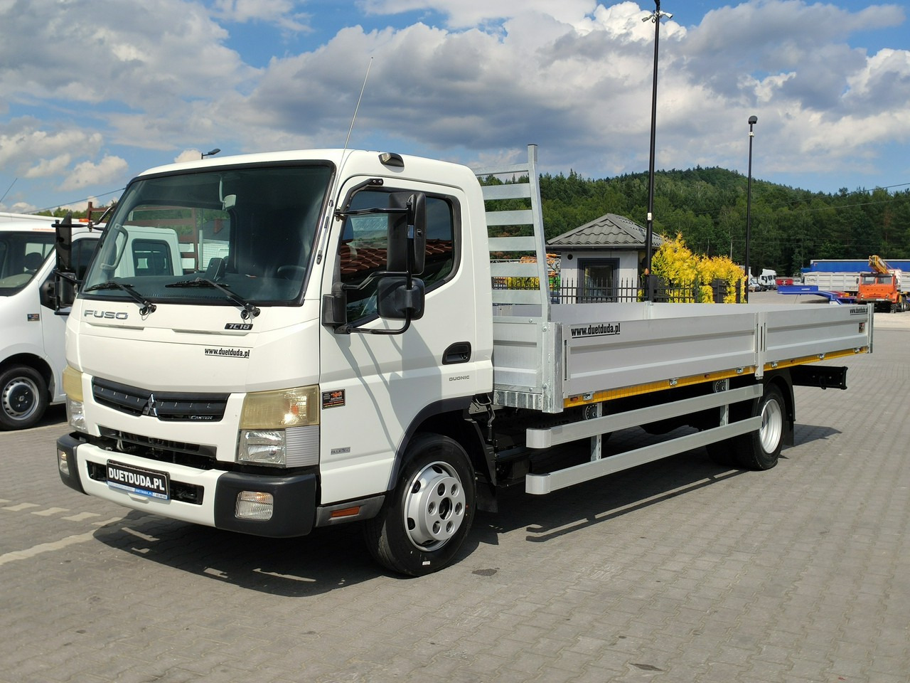 Mitsubishi Canter 7C18 3.0/150 KM Skrzyniowy Automat Klima - Planbil: bilde 5 Mitsubishi Canter 7C18 3.0/150 KM Skrzyniowy Automat Klima - Planbil: bilde 5