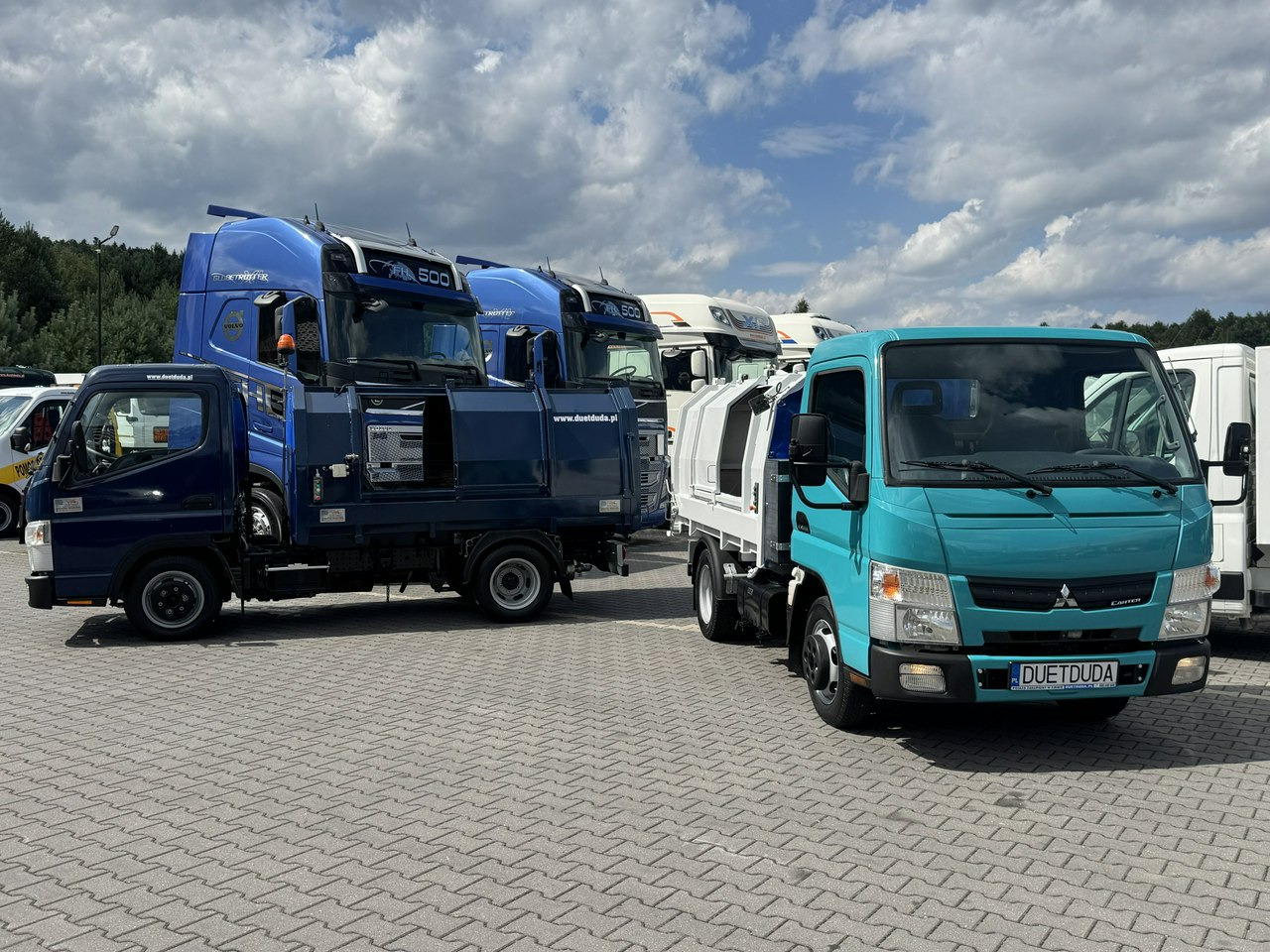 Mitsubishi Canter - Søppelbil: bilde 4 Mitsubishi Canter - Søppelbil: bilde 4