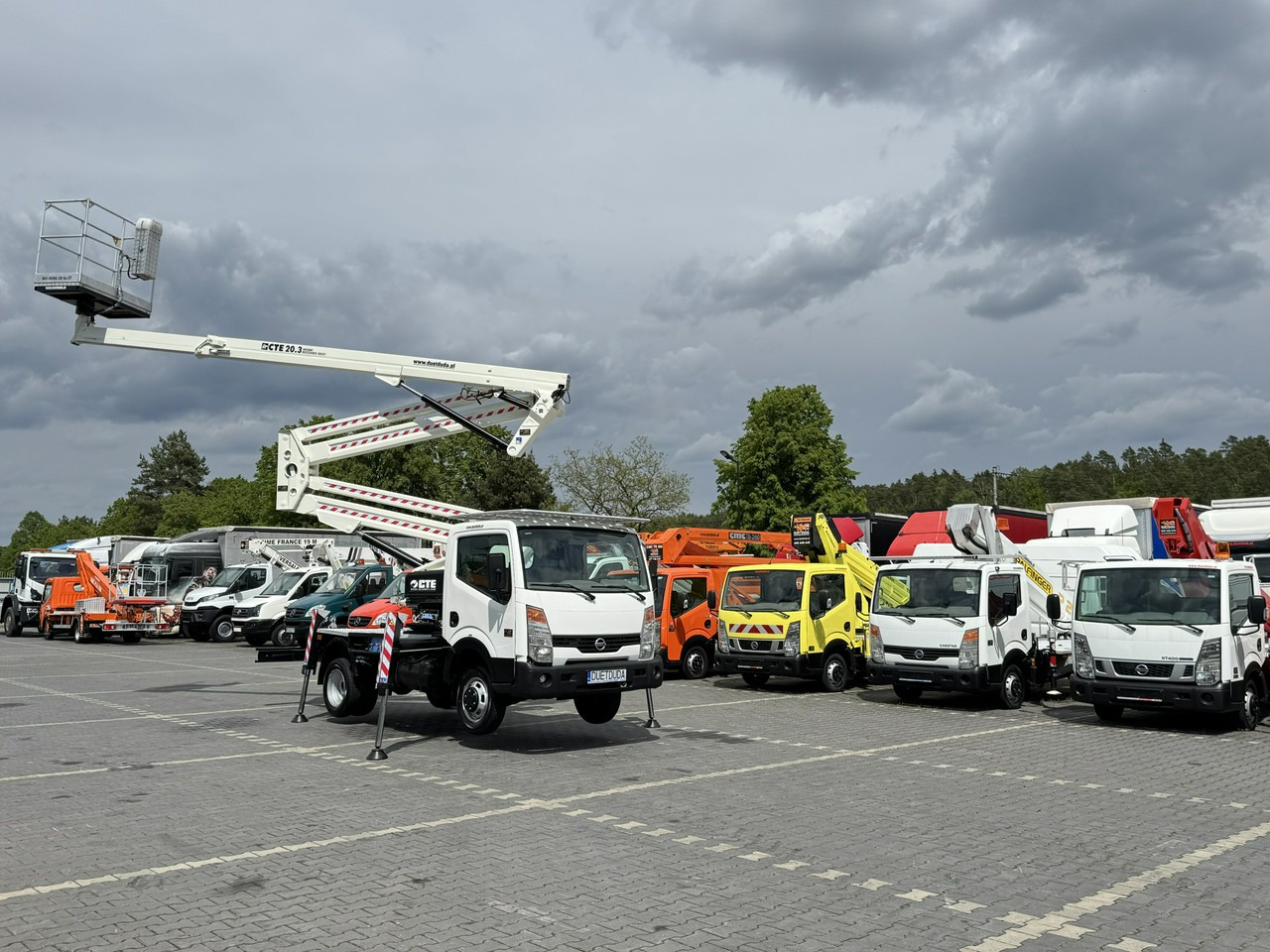 Nissan Cabstar - Billift: bilde 1 Nissan Cabstar - Billift: bilde 1
