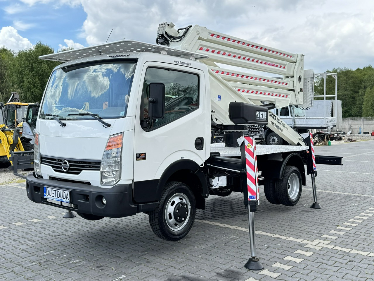 Nissan Cabstar - Billift: bilde 2 Nissan Cabstar - Billift: bilde 2