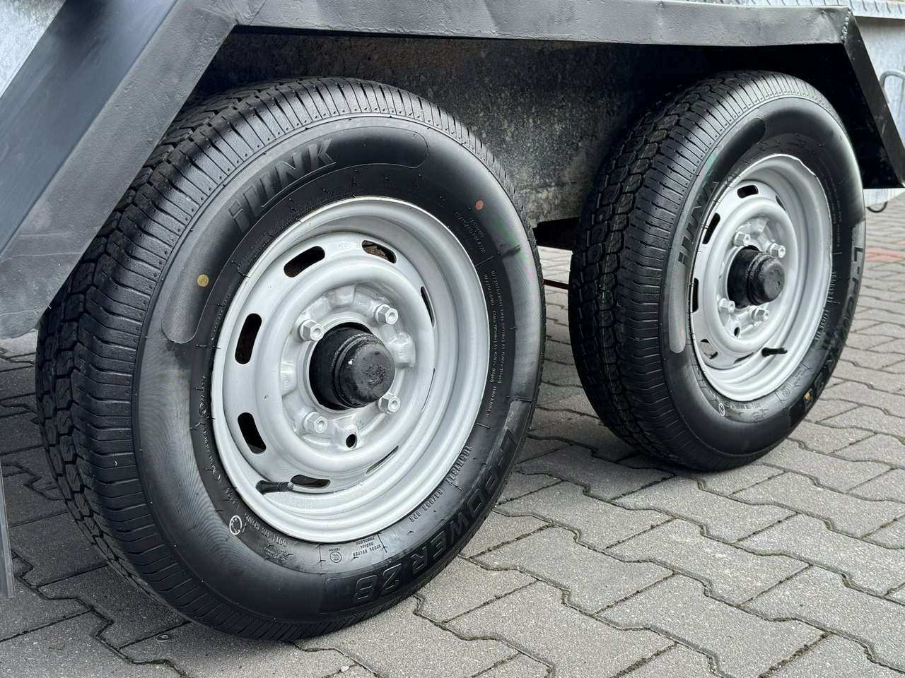 Titan Ciężarowa Pod minikoparkę sprzęt budowlany 2-osiowa Super Stan - Maskinhenger: bilde 3 Titan Ciężarowa Pod minikoparkę sprzęt budowlany 2-osiowa Super Stan - Maskinhenger: bilde 3