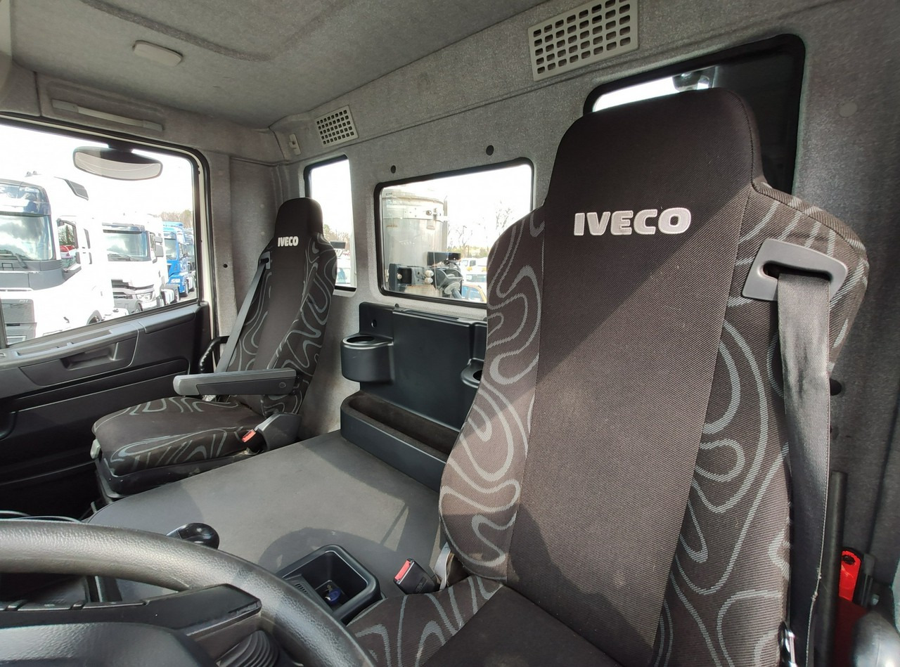 Trekkvogn Iveco Trakker 26.410 6x4 Manual Mały Przebieg tylko-46000km: bilde 28