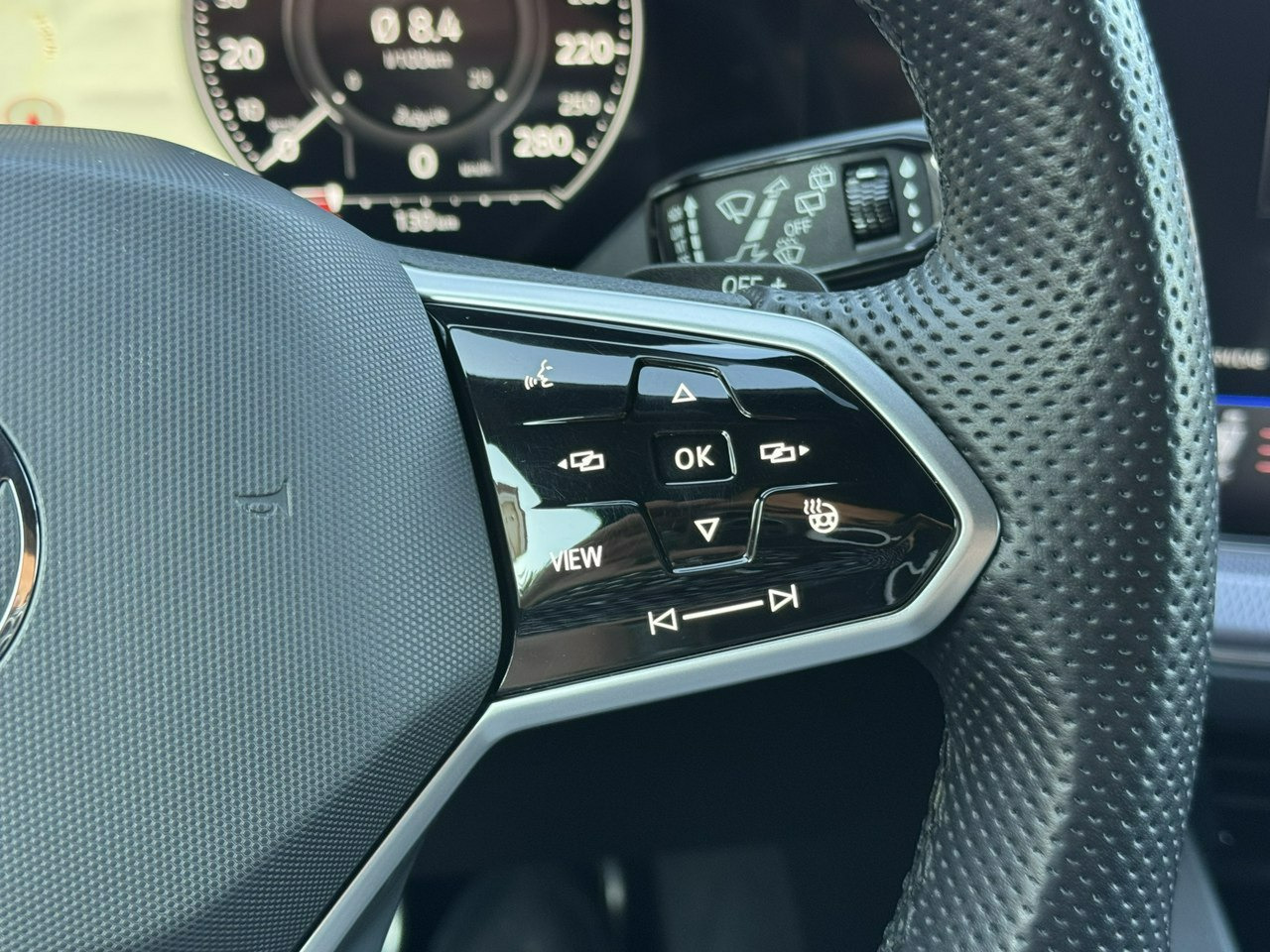 SUV Volkswagen Touareg: bilde 25 SUV Volkswagen Touareg: bilde 25