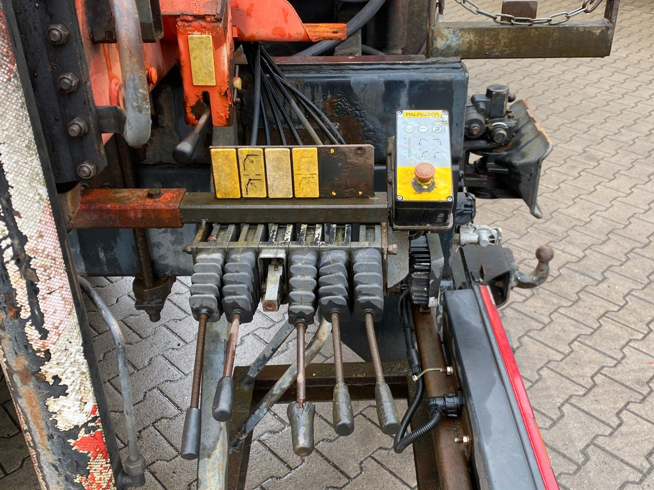 MAN 18.285 MC | Palfinger PK 9501*Blatt*2x AHK+Oel - Tippbil, Kranbil: bilde 5 MAN 18.285 MC | Palfinger PK 9501*Blatt*2x AHK+Oel - Tippbil, Kranbil: bilde 5