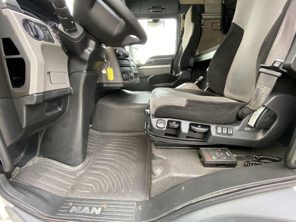 MAN TGL 12.250 4x2 BL - Kapellbil: bilde 4 MAN TGL 12.250 4x2 BL - Kapellbil: bilde 4