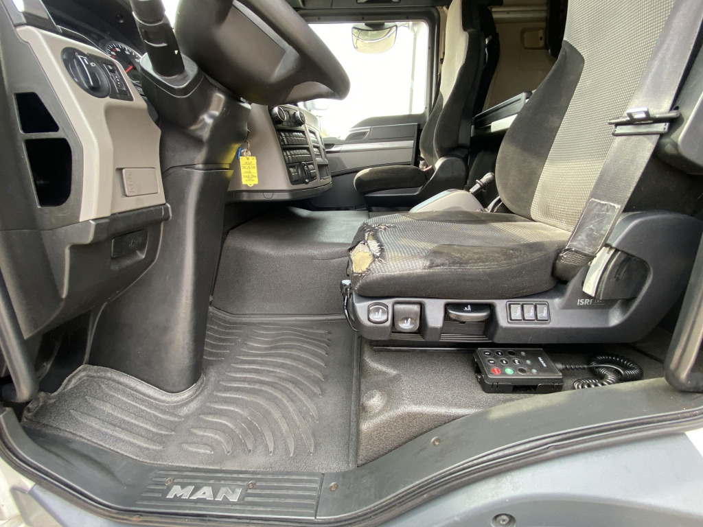 MAN TGL 12.250 4x2 BL - Kapellbil: bilde 4 MAN TGL 12.250 4x2 BL - Kapellbil: bilde 4