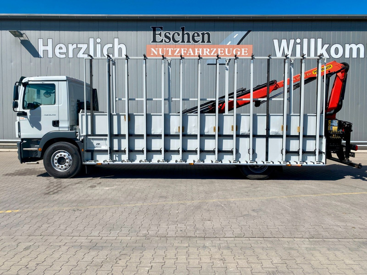 MAN TGM 18.290| Glas/HEGLA*PK12002*Funk*3x Sitze*AHK - Planbil, Kranbil: bilde 3 MAN TGM 18.290| Glas/HEGLA*PK12002*Funk*3x Sitze*AHK - Planbil, Kranbil: bilde 3