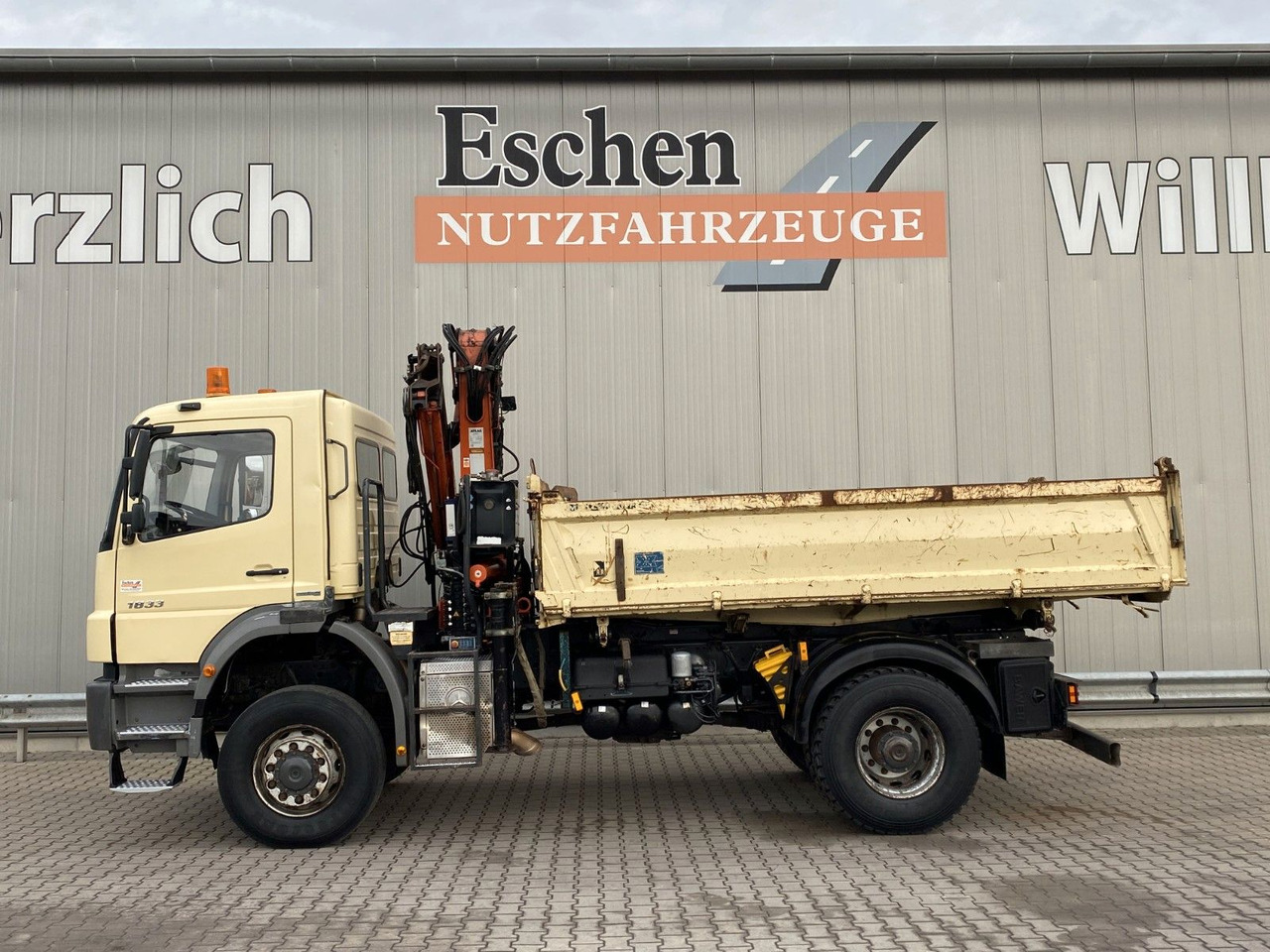 Mercedes-Benz 1833 4x4 Axor | Atlas 105.2-A2*Funk*AHK*3 Sitze - Tippbil, Kranbil: bilde 3 Mercedes-Benz 1833 4x4 Axor | Atlas 105.2-A2*Funk*AHK*3 Sitze - Tippbil, Kranbil: bilde 3