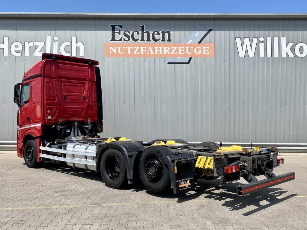 Mercedes-Benz 2546 LL 6x2 - Container-transport/ Vekselflak lastebil: bilde 3 Mercedes-Benz 2546 LL 6x2 - Container-transport/ Vekselflak lastebil: bilde 3