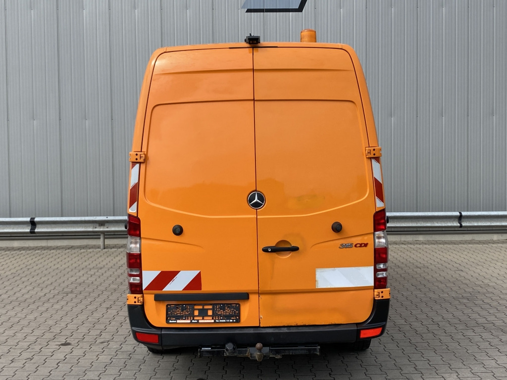 Mercedes-Benz 315 CDI - Kassebil: bilde 4 Mercedes-Benz 315 CDI - Kassebil: bilde 4