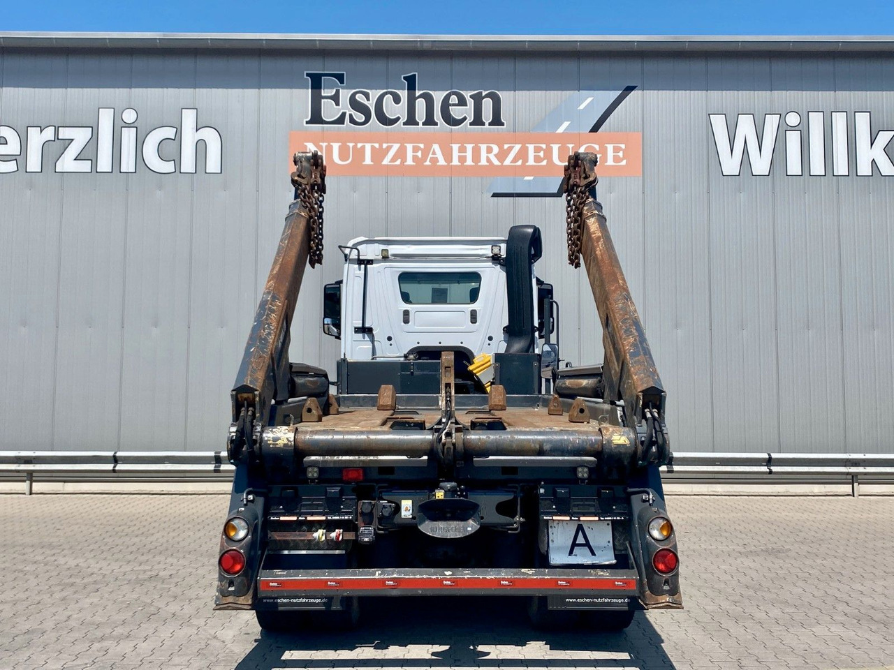 Mercedes-Benz Arocs 2643 6x4| MEILLER AK16 Tele*Klima*AHK*1.Hd - Tippbil: bilde 4 Mercedes-Benz Arocs 2643 6x4| MEILLER AK16 Tele*Klima*AHK*1.Hd - Tippbil: bilde 4