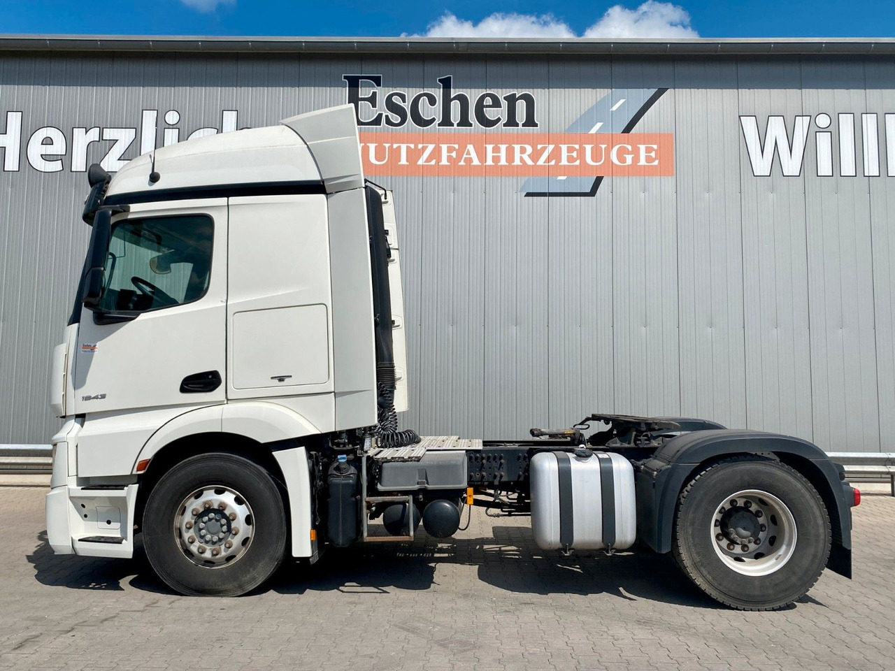 Mercedes-Benz 1843 LS Actros | Kipphydraulik*1.Hand*Alufelgen - Trekkvogn: bilde 2 Mercedes-Benz 1843 LS Actros | Kipphydraulik*1.Hand*Alufelgen - Trekkvogn: bilde 2