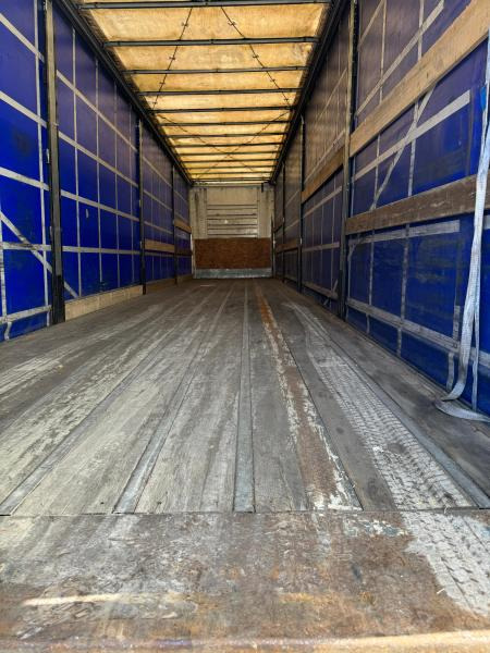 Fruehauf - Gardintrailer: bilde 4 Fruehauf - Gardintrailer: bilde 4