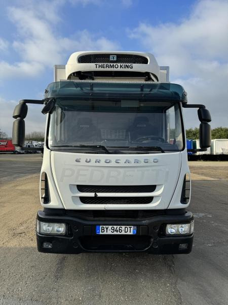 Iveco Eurocargo 160E30 - Lastebil med kjøl: bilde 1 Iveco Eurocargo 160E30 - Lastebil med kjøl: bilde 1