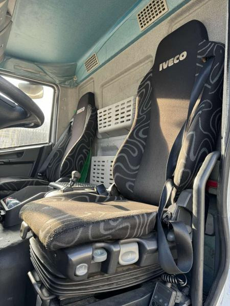 Lastebil med kjøl Iveco Eurocargo 160E30: bilde 9